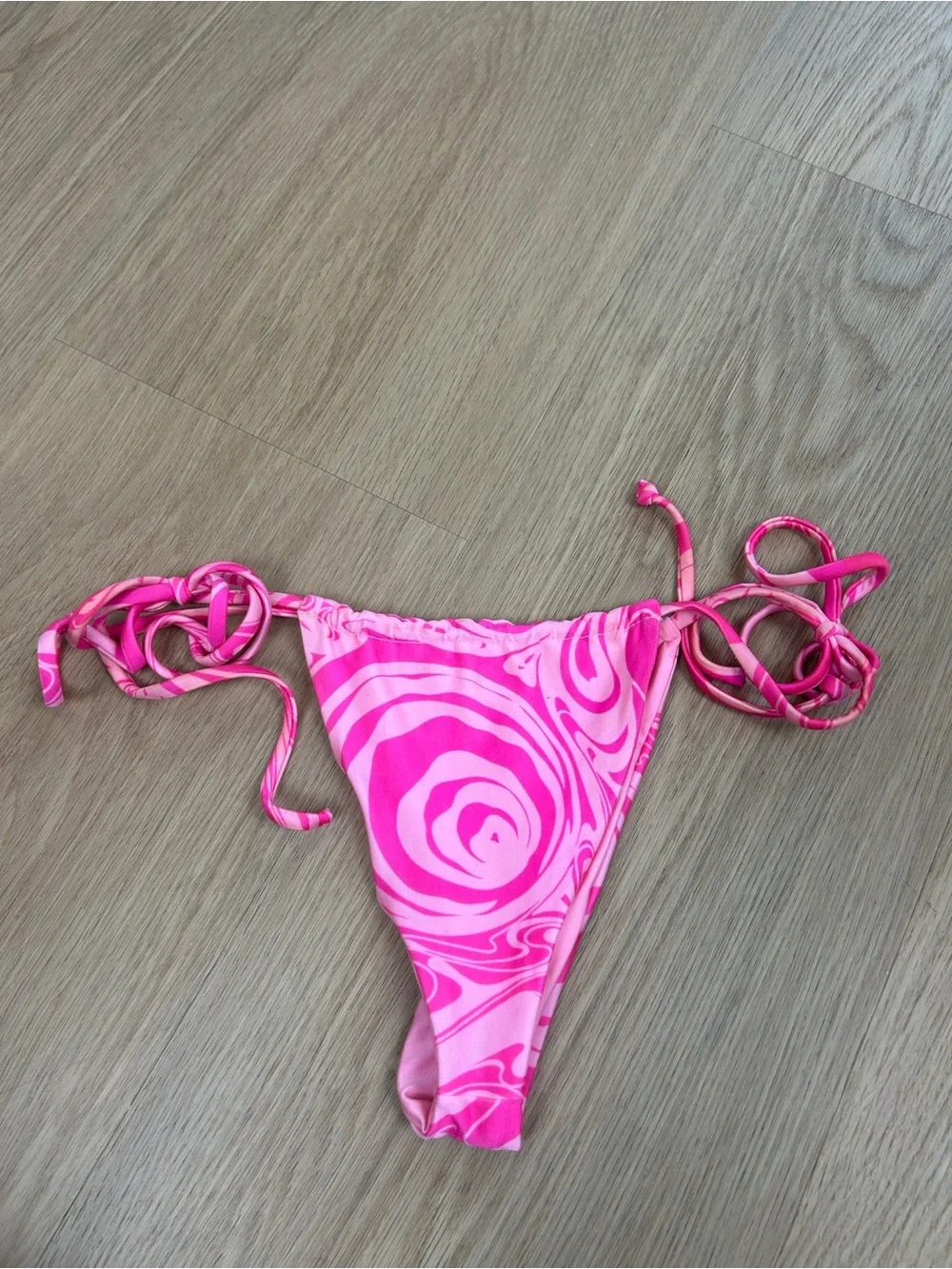 Frankies Bikinis excellent adjustable